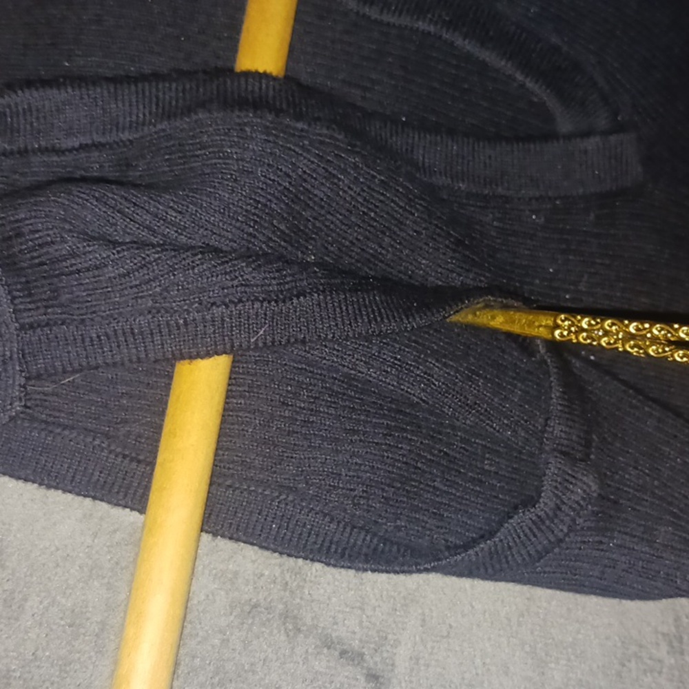 Top - Picture 3 of 4